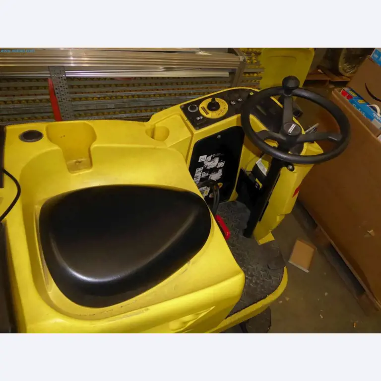 Liquidación de almacén de una empresa de servicios, vehículos, equipos de almacén-5