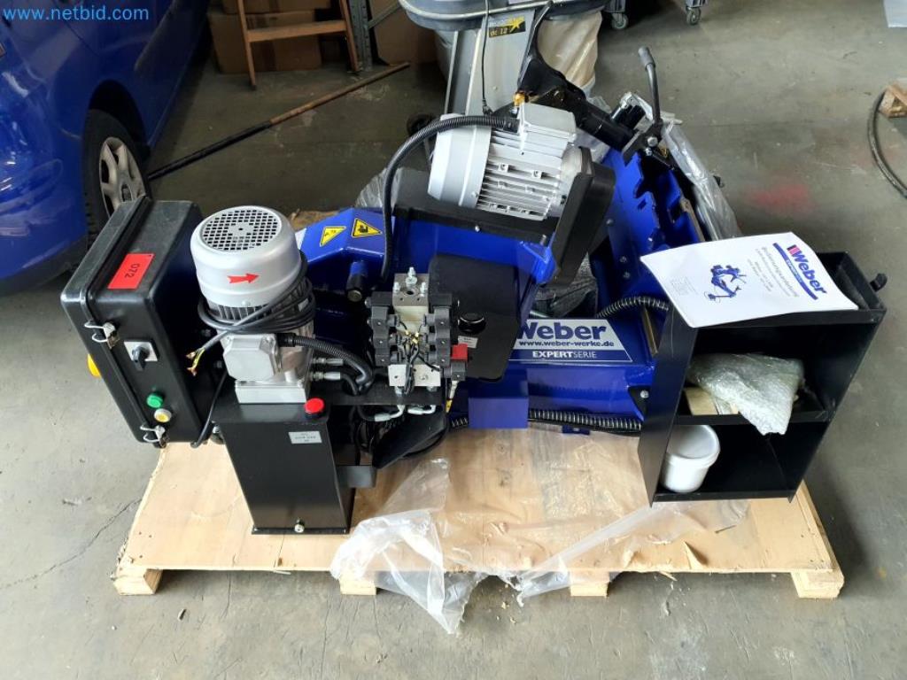 Liquidación de almacén de una empresa de servicios, vehículos, equipos de almacén-10