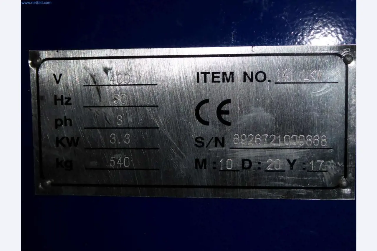 Magazijnliquidatie van een dienstverlenend bedrijf, voertuigen, magazijnuitrusting-3