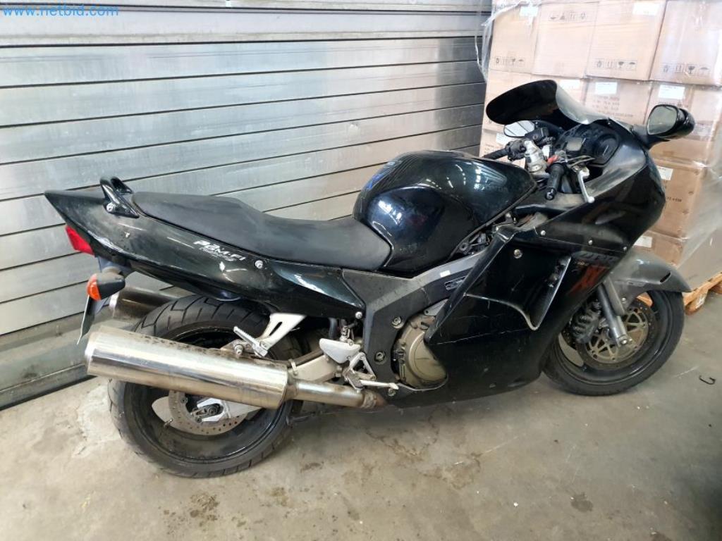 Lagerauflösung eines Dienstleistungsbetriebes, Fahrzeuge, Lagereinrichtung-9