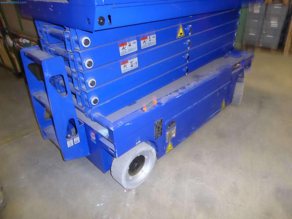 Lagerauflösung eines Dienstleistungsbetriebes, Fahrzeuge, Lagereinrichtung-5