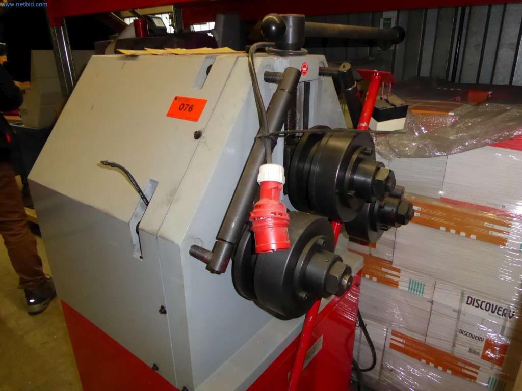 Liquidación de almacén de una empresa de servicios, vehículos, equipos de almacén-3