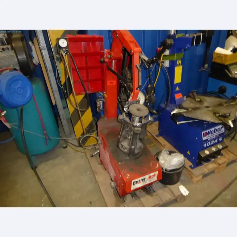 Liquidación de almacén de una empresa de servicios, vehículos, equipos de almacén-2