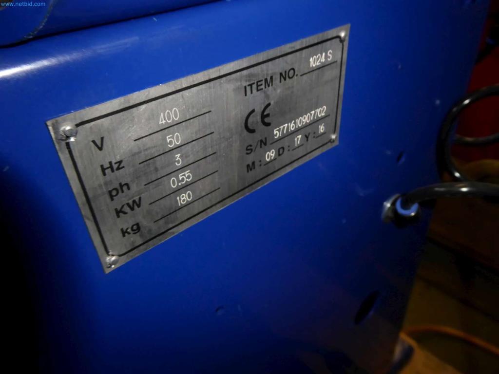 Liquidación de almacén de una empresa de servicios, vehículos, equipos de almacén-4