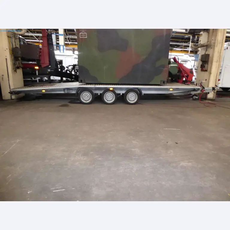 Magazijnliquidatie van een dienstverlenend bedrijf, voertuigen, magazijnuitrusting-5