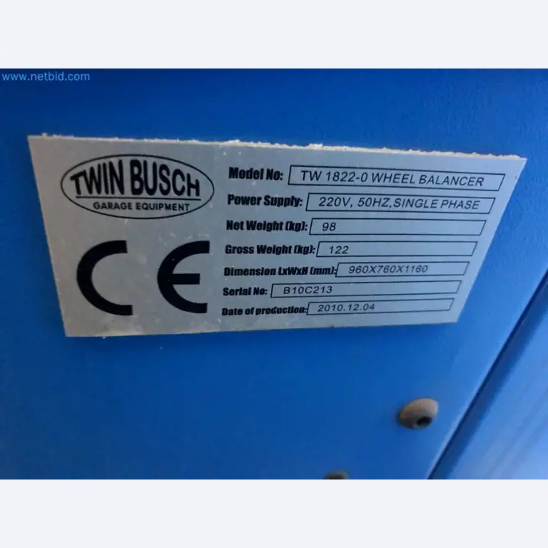 Liquidación de almacén de una empresa de servicios, vehículos, equipos de almacén-11