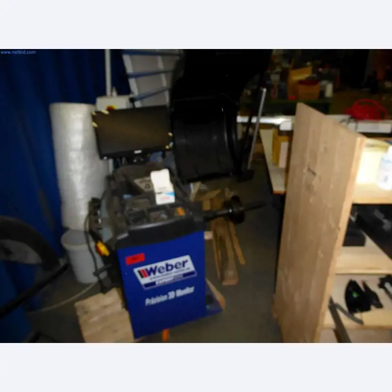 Lagerauflösung eines Dienstleistungsbetriebes, Fahrzeuge, Lagereinrichtung-2