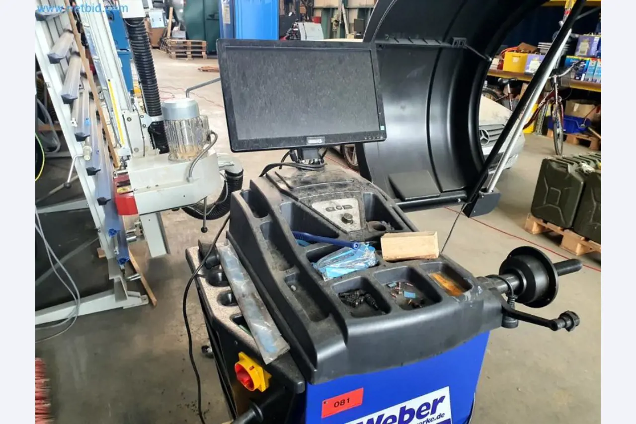 Lagerauflösung eines Dienstleistungsbetriebes, Fahrzeuge, Lagereinrichtung-6