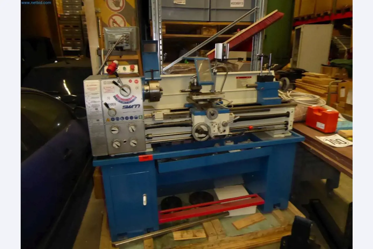 Liquidación de almacén de una empresa de servicios, vehículos, equipos de almacén-2