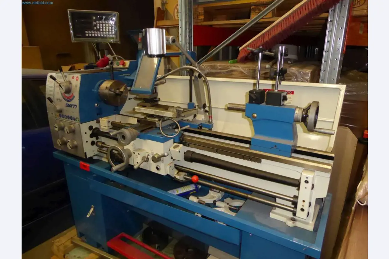 Liquidación de almacén de una empresa de servicios, vehículos, equipos de almacén-7