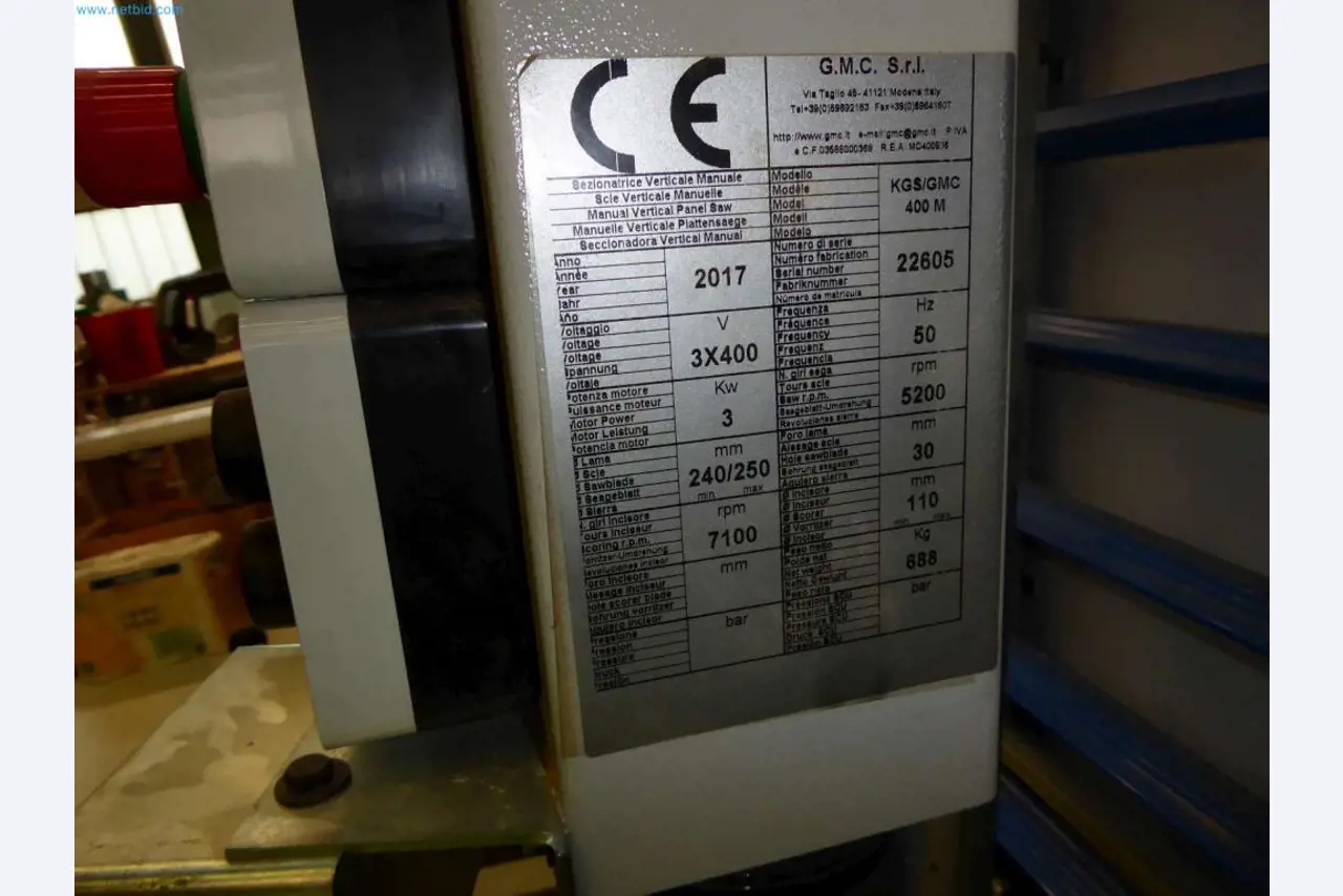 Liquidación de almacén de una empresa de servicios, vehículos, equipos de almacén-3