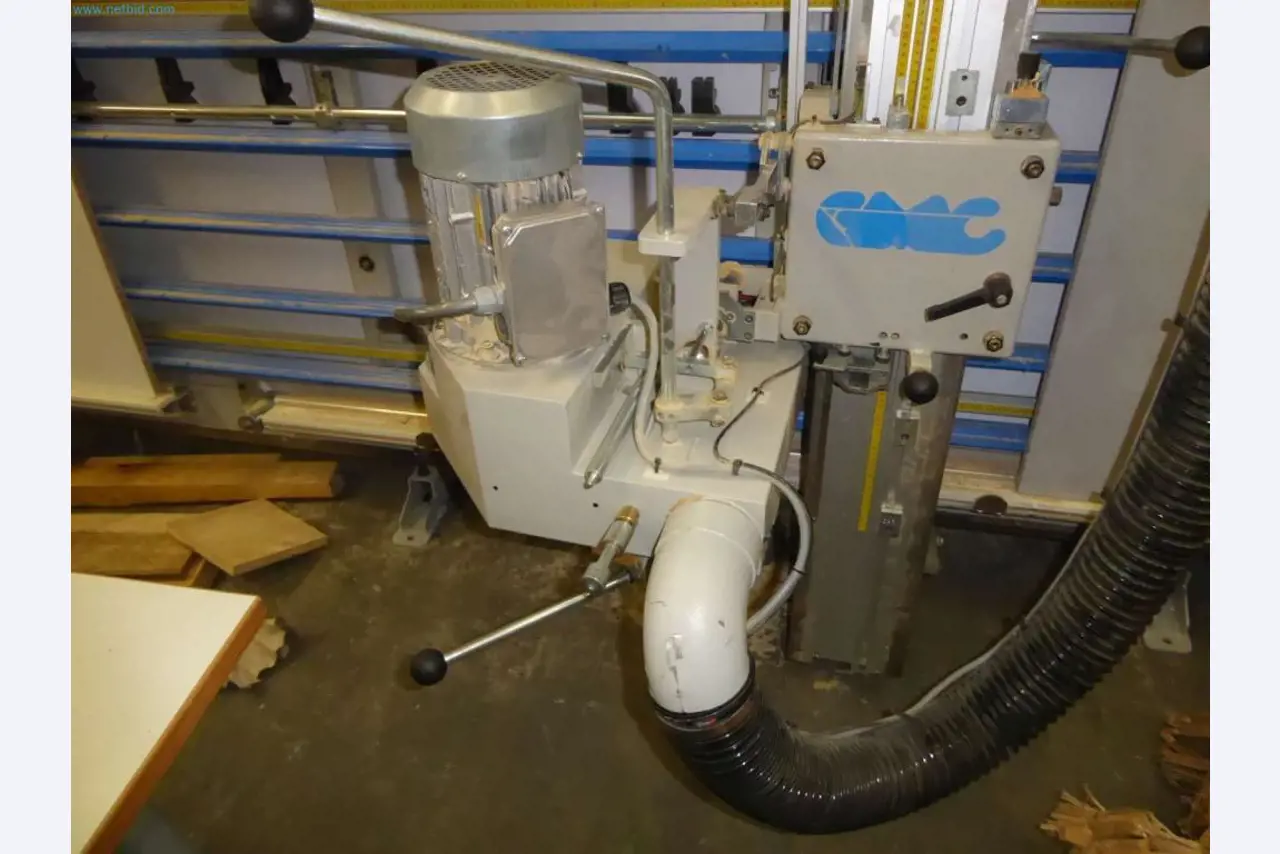 Liquidación de almacén de una empresa de servicios, vehículos, equipos de almacén-4