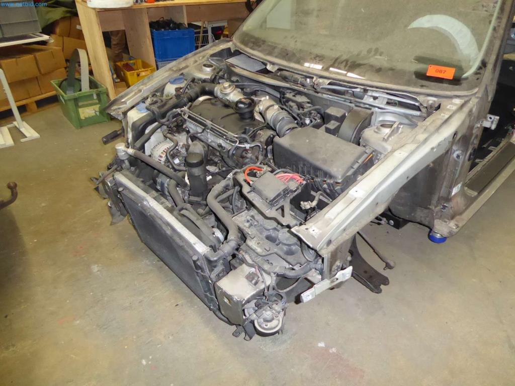 Likvidace skladu společnosti poskytující služby, vozidla, vybavení skladu-13