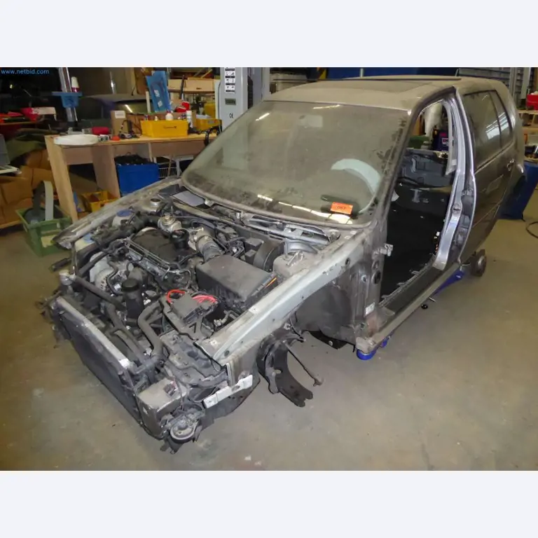 Magazijnliquidatie van een dienstverlenend bedrijf, voertuigen, magazijnuitrusting-1