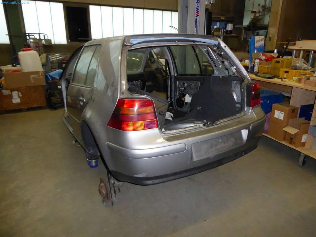 Likvidace skladu společnosti poskytující služby, vozidla, vybavení skladu-2