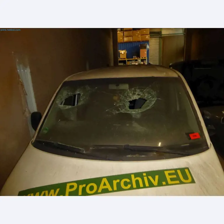 Magazijnliquidatie van een dienstverlenend bedrijf, voertuigen, magazijnuitrusting-8