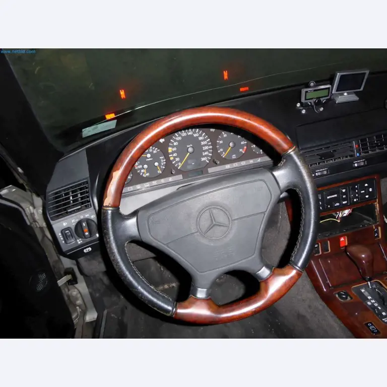 Lagerauflösung eines Dienstleistungsbetriebes, Fahrzeuge, Lagereinrichtung-5