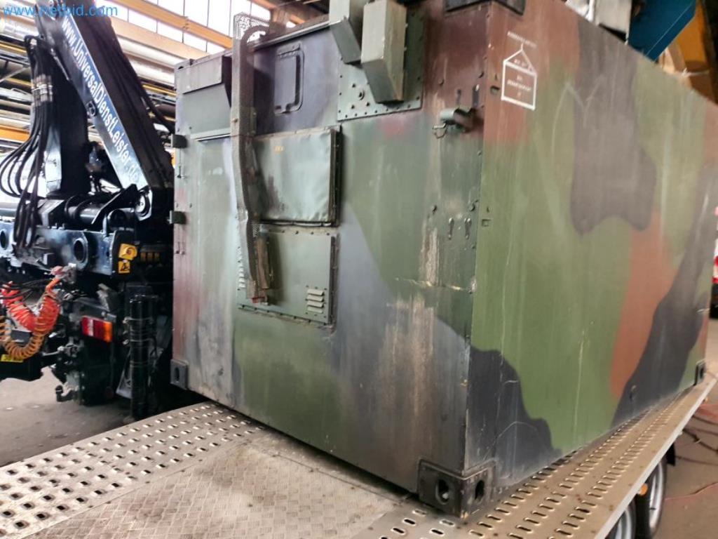 Likwidacja magazynu firmy usługowej, pojazdy, wyposażenie magazynu-11