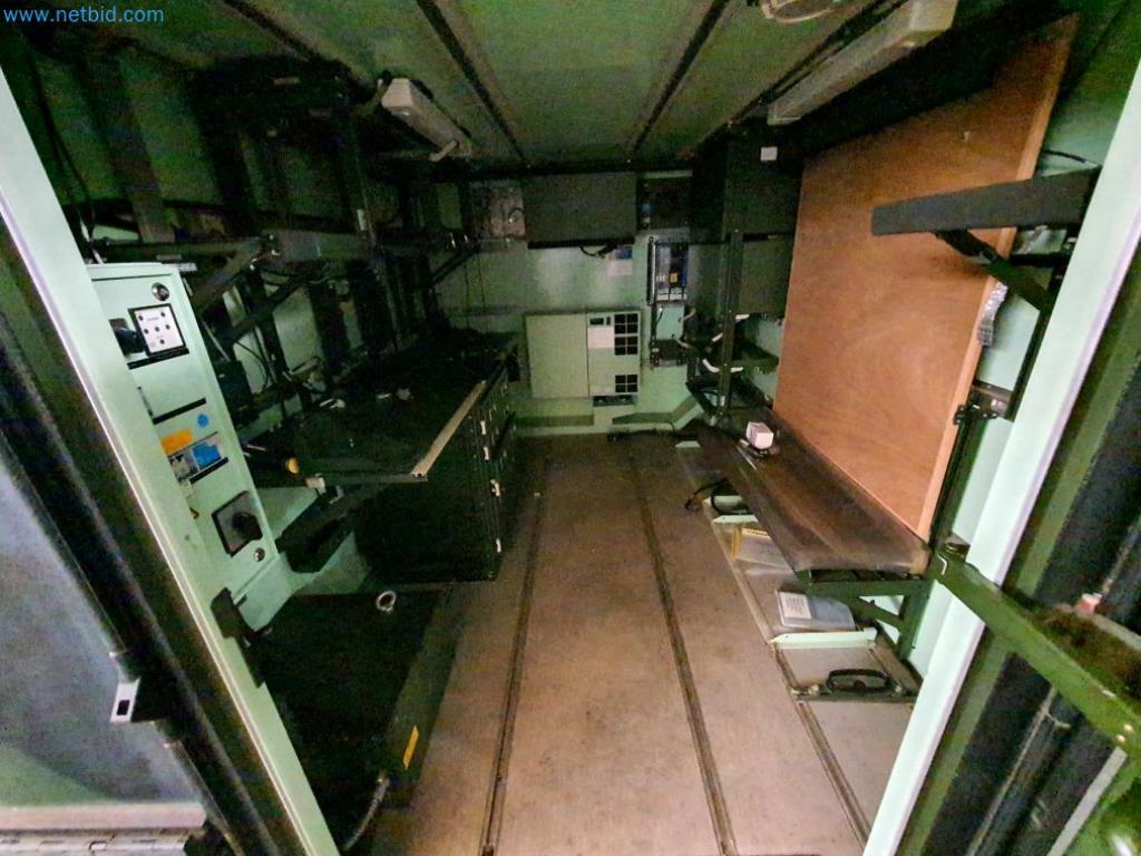 Likwidacja magazynu firmy usługowej, pojazdy, wyposażenie magazynu-15