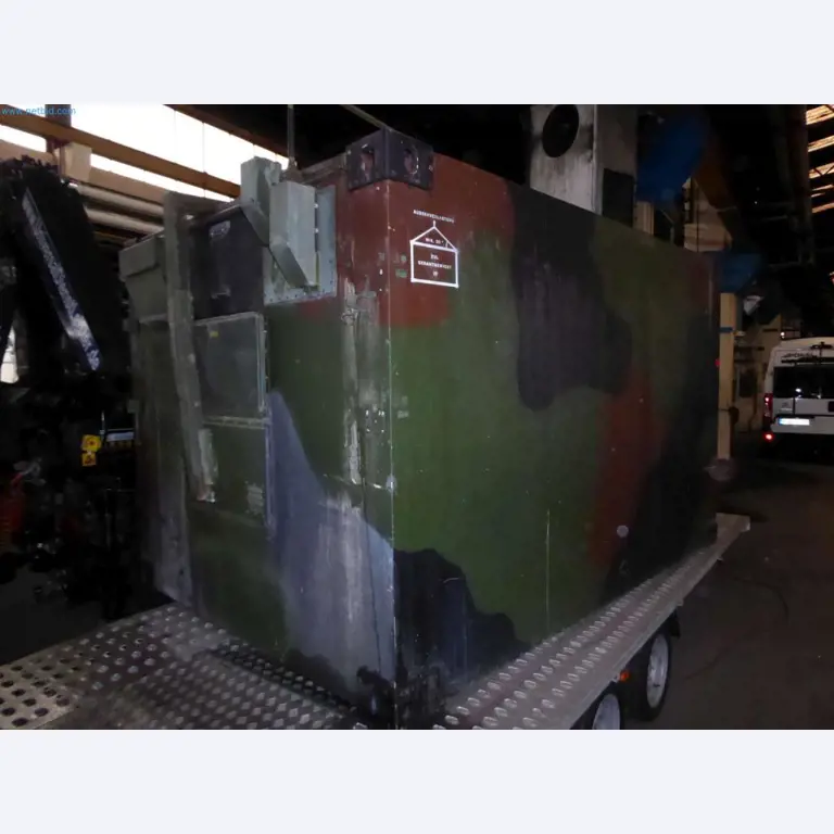 Likwidacja magazynu firmy usługowej, pojazdy, wyposażenie magazynu-3