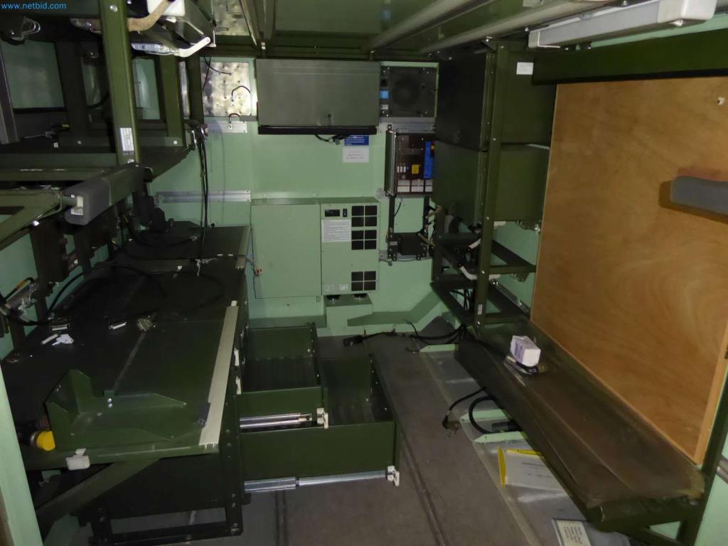 Likwidacja magazynu firmy usługowej, pojazdy, wyposażenie magazynu-4