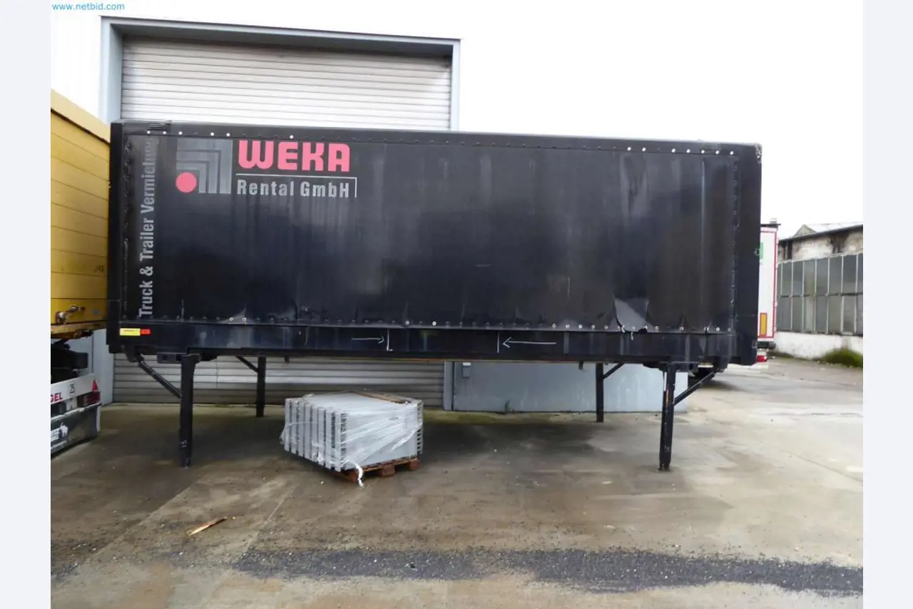 Liquidación de almacén de una empresa de servicios, vehículos, equipos de almacén-1