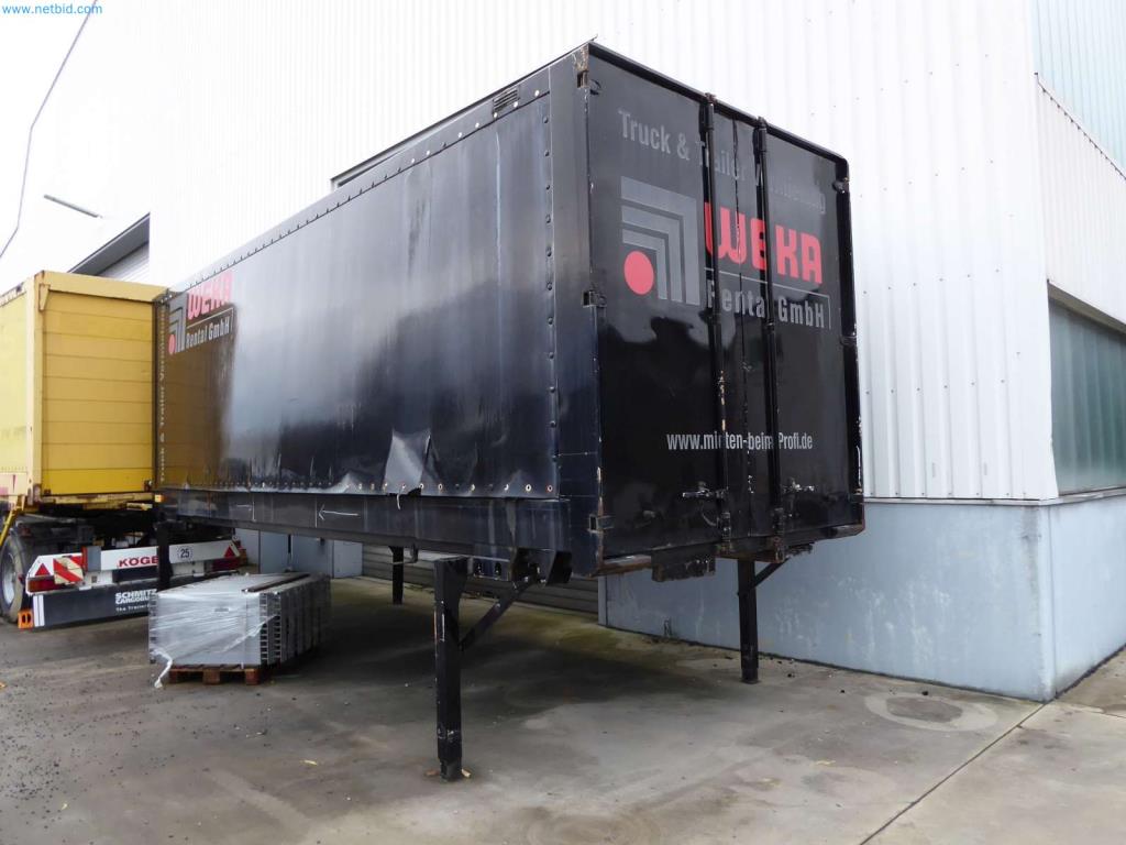 Liquidación de almacén de una empresa de servicios, vehículos, equipos de almacén-2