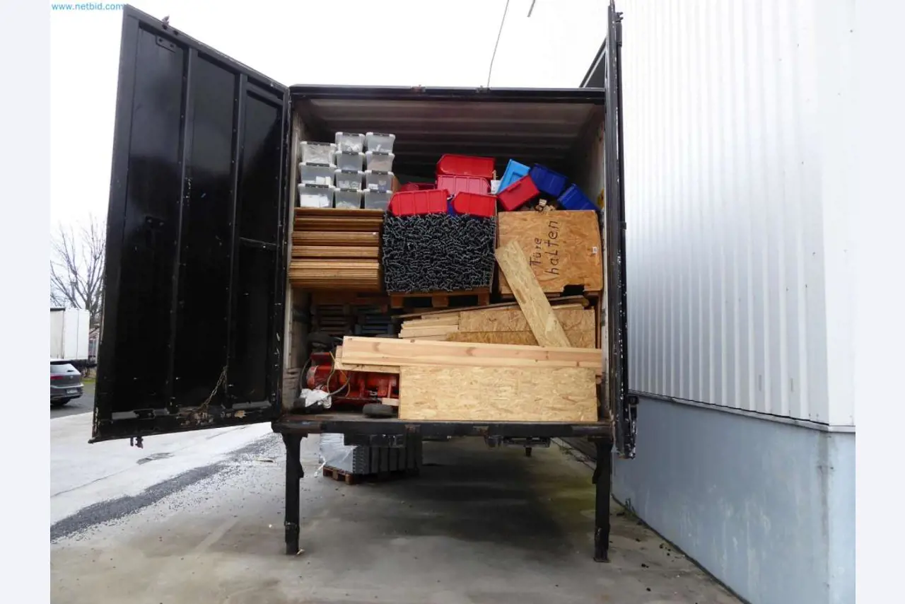 Liquidación de almacén de una empresa de servicios, vehículos, equipos de almacén-5