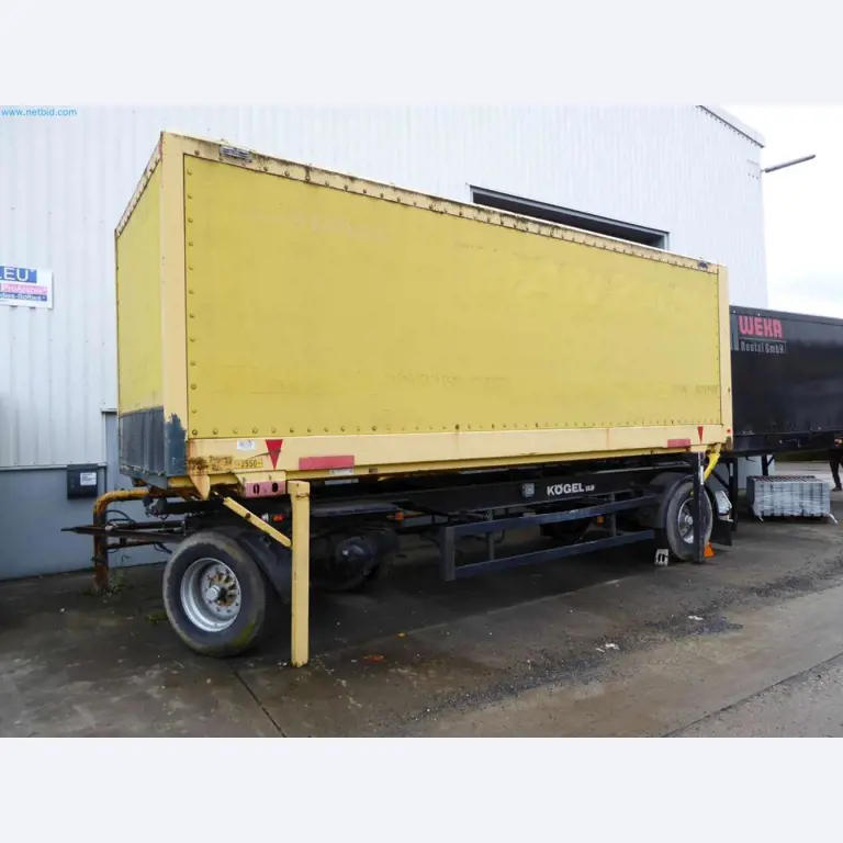 Liquidación de almacén de una empresa de servicios, vehículos, equipos de almacén-1