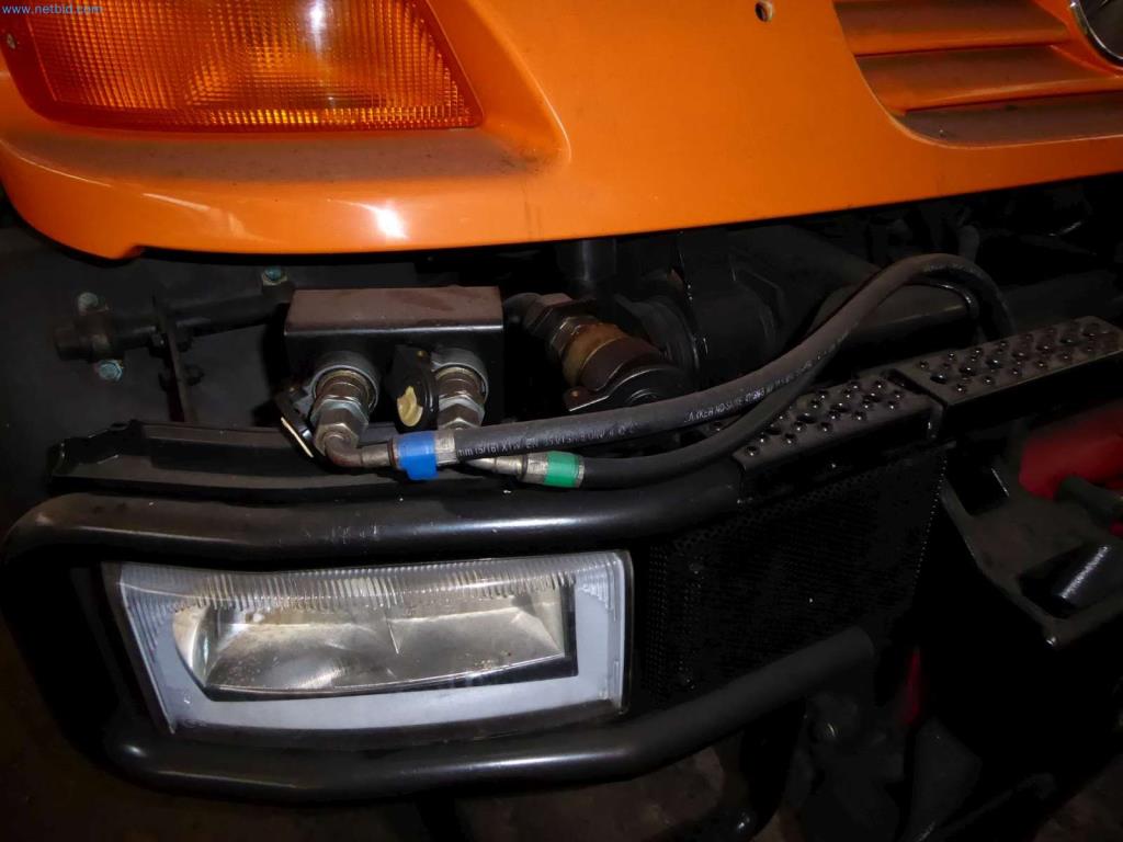 Liquidación de almacén de una empresa de servicios, vehículos, equipos de almacén-6