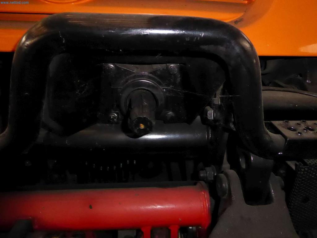 Liquidación de almacén de una empresa de servicios, vehículos, equipos de almacén-7