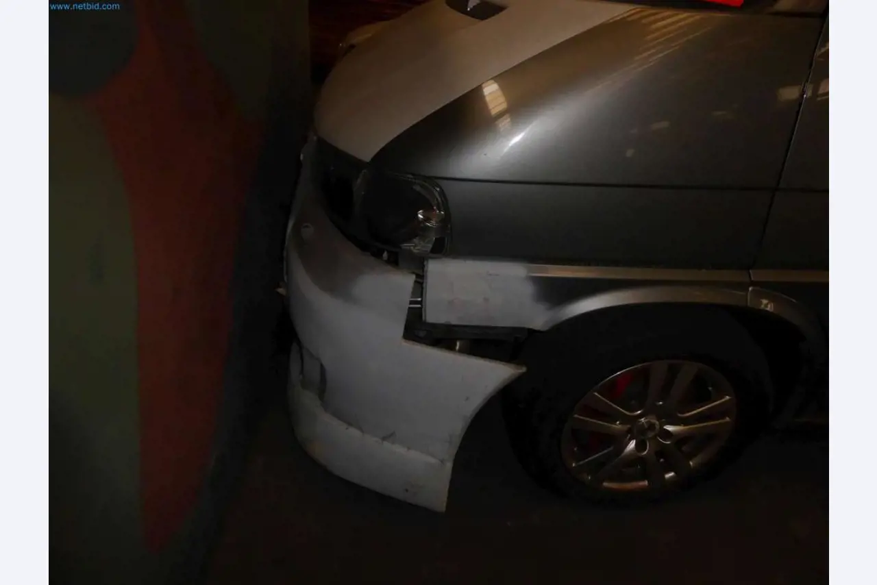 Liquidación de almacén de una empresa de servicios, vehículos, equipos de almacén-3