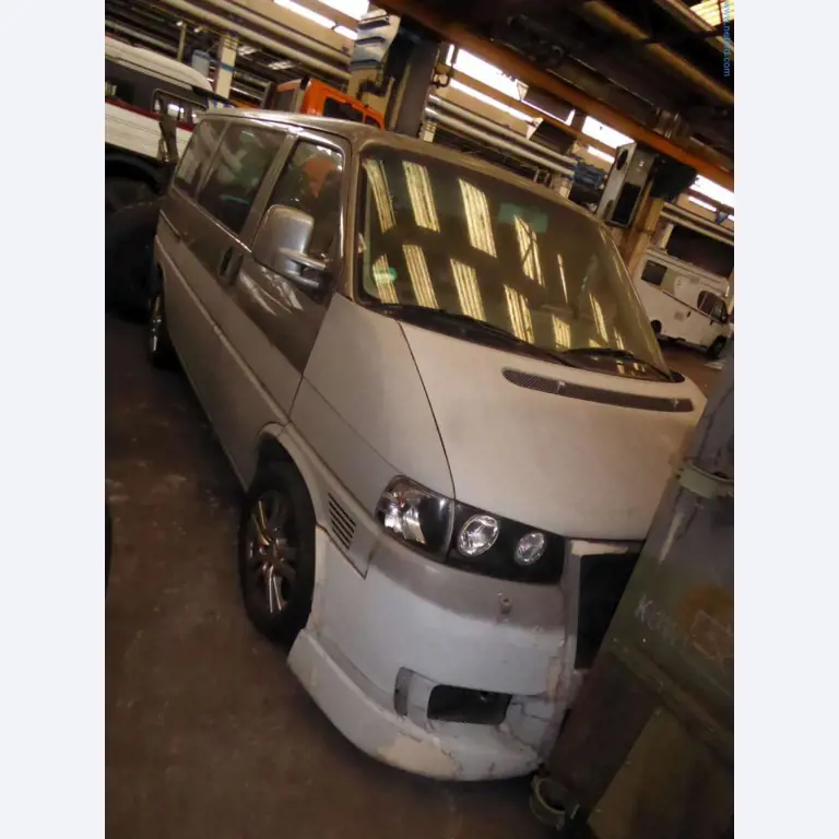 Liquidación de almacén de una empresa de servicios, vehículos, equipos de almacén-4