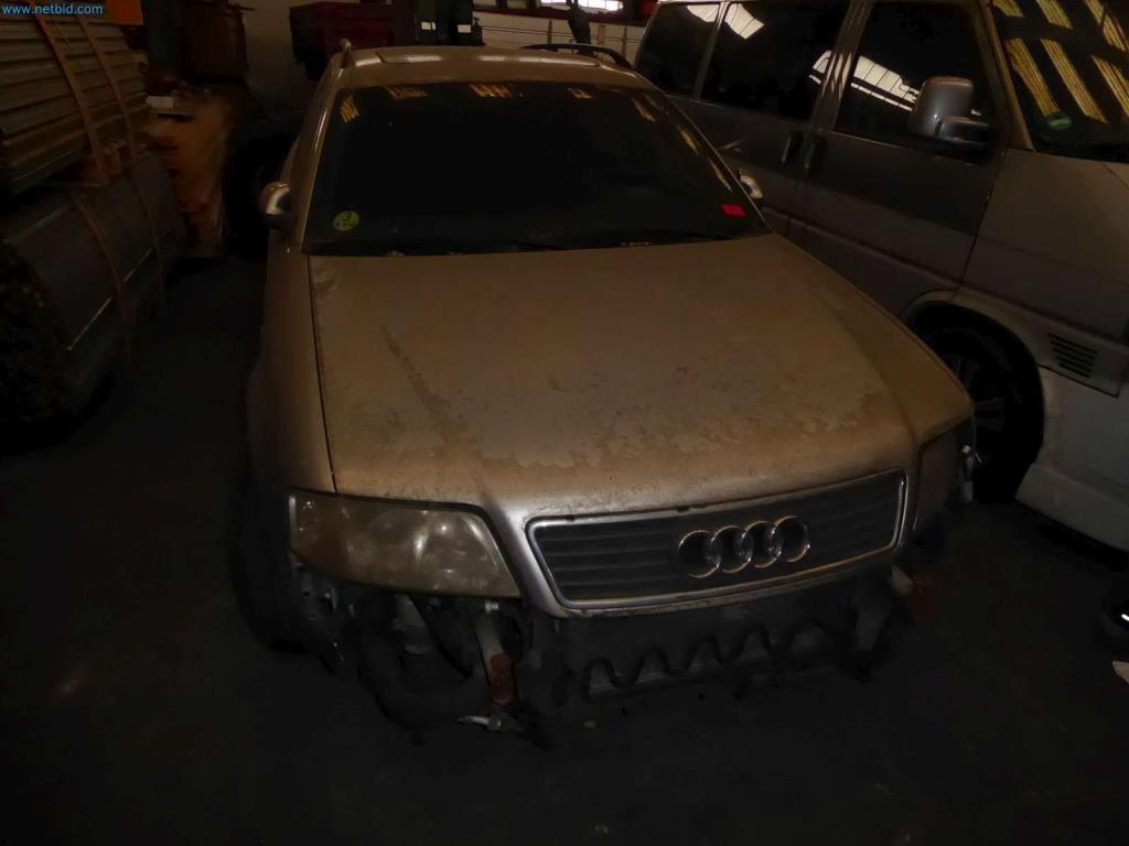 Lagerauflösung eines Dienstleistungsbetriebes, Fahrzeuge, Lagereinrichtung-9