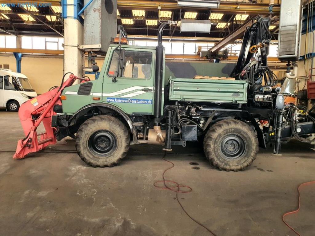 Lagerauflösung eines Dienstleistungsbetriebes, Fahrzeuge, Lagereinrichtung-2