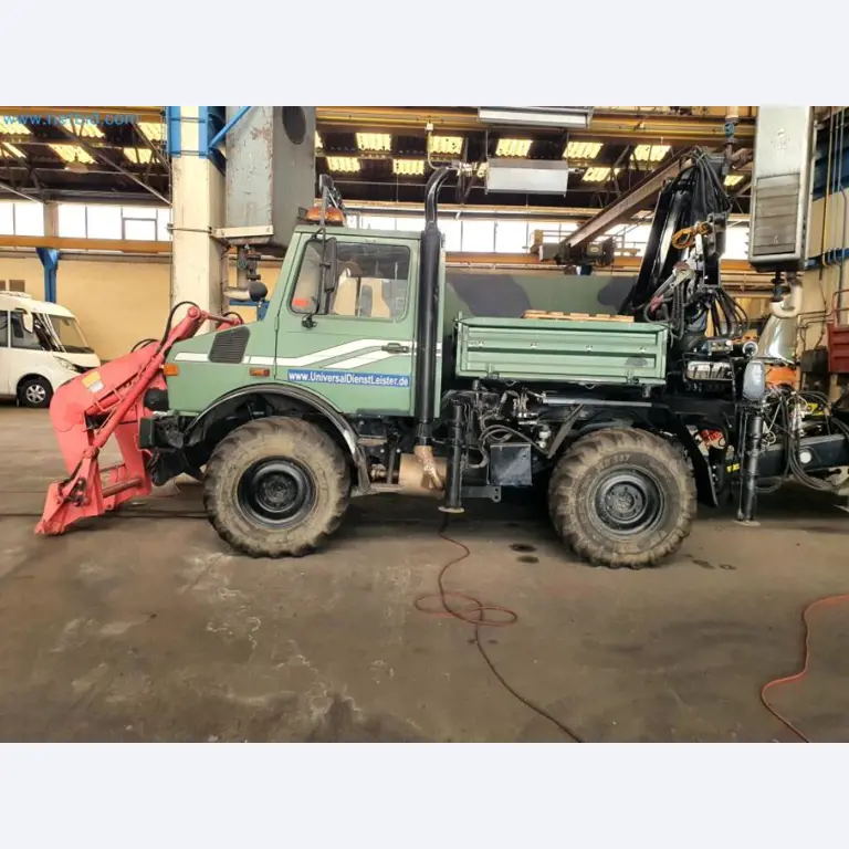 Liquidación de almacén de una empresa de servicios, vehículos, equipos de almacén-2