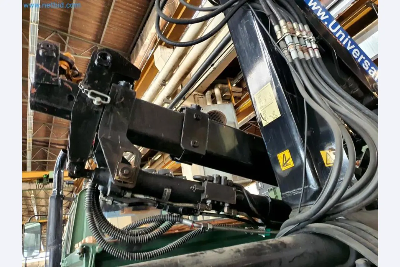 Liquidación de almacén de una empresa de servicios, vehículos, equipos de almacén-11