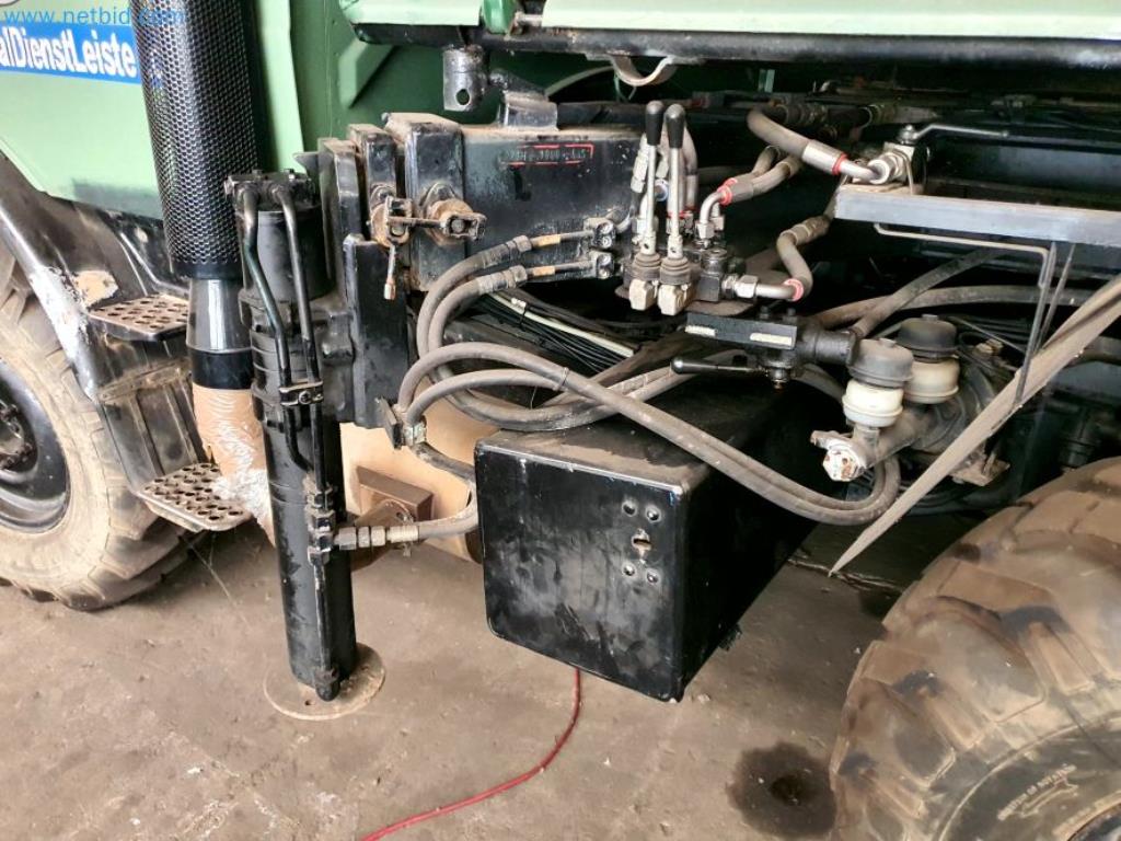 Lagerauflösung eines Dienstleistungsbetriebes, Fahrzeuge, Lagereinrichtung-16