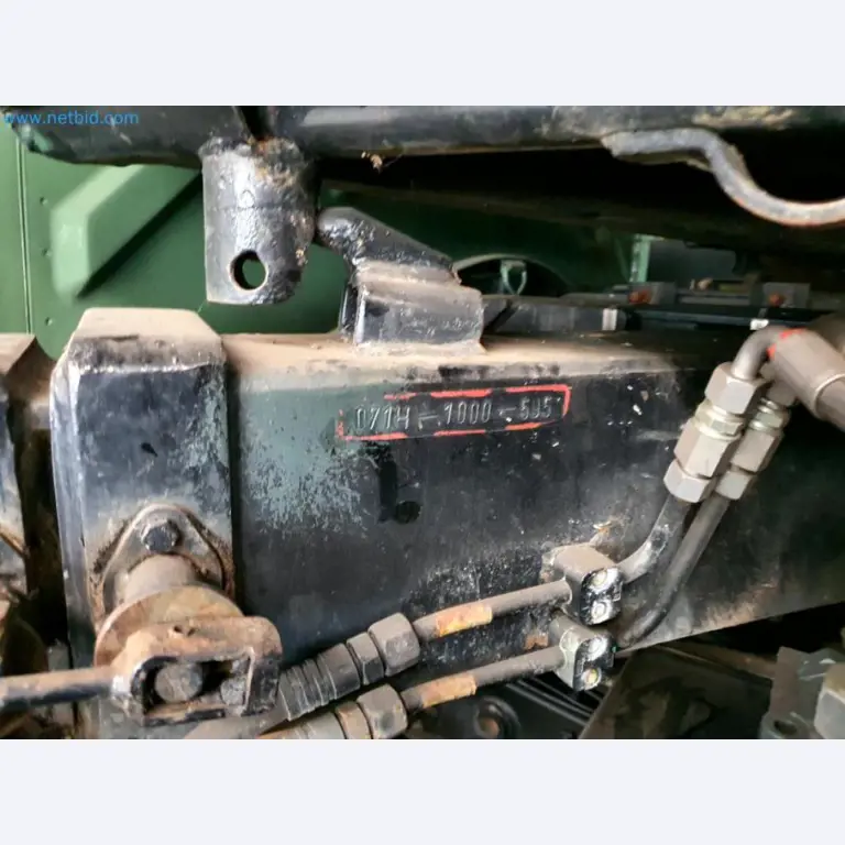 Liquidación de almacén de una empresa de servicios, vehículos, equipos de almacén-17