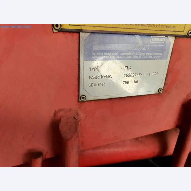 Liquidación de almacén de una empresa de servicios, vehículos, equipos de almacén-21