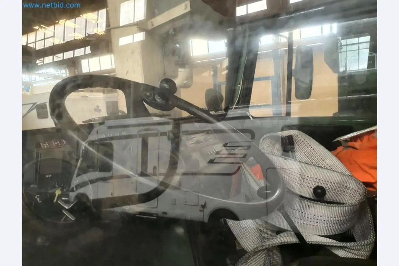 Liquidación de almacén de una empresa de servicios, vehículos, equipos de almacén-29