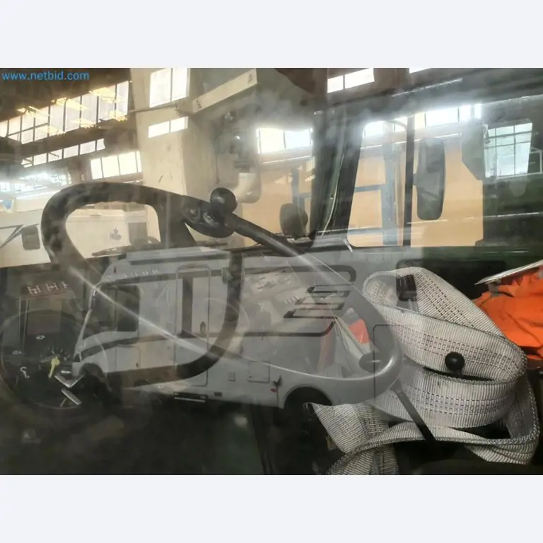 Liquidación de almacén de una empresa de servicios, vehículos, equipos de almacén-29