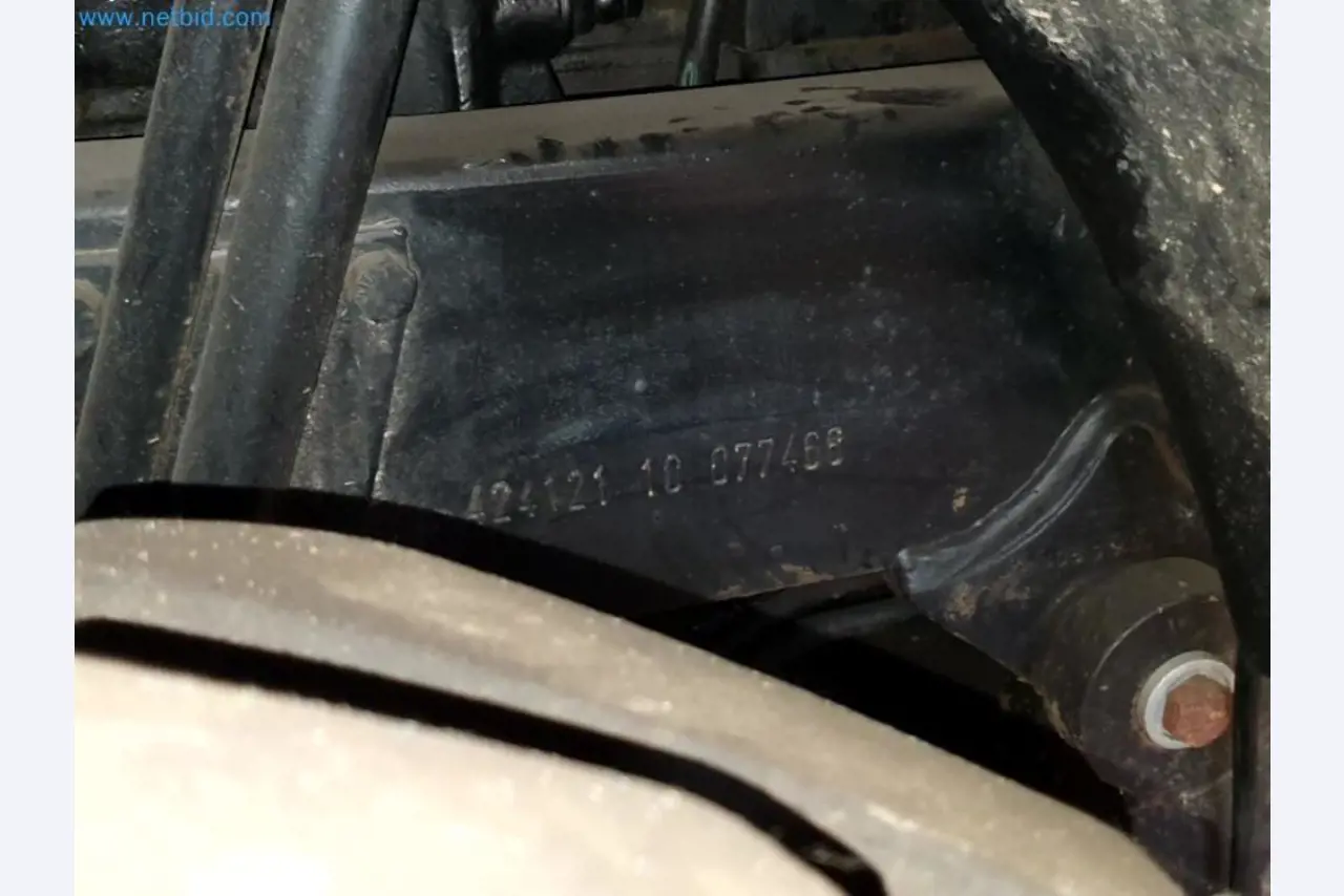 Liquidación de almacén de una empresa de servicios, vehículos, equipos de almacén-34