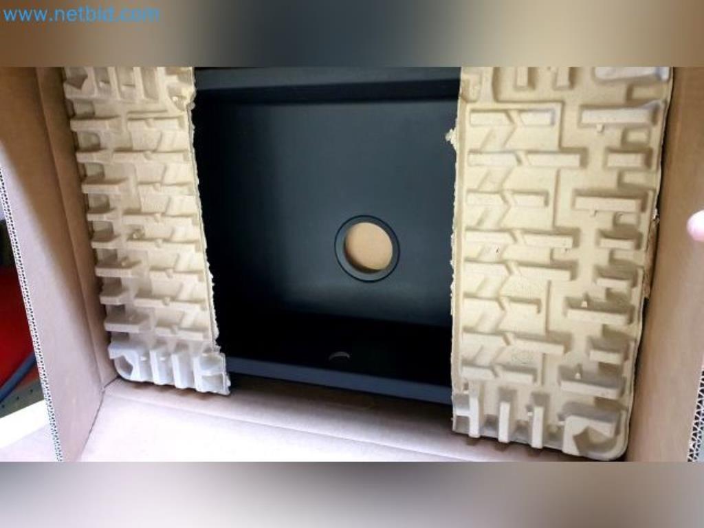 Liquidación de almacén de una empresa de servicios, vehículos, equipos de almacén-5