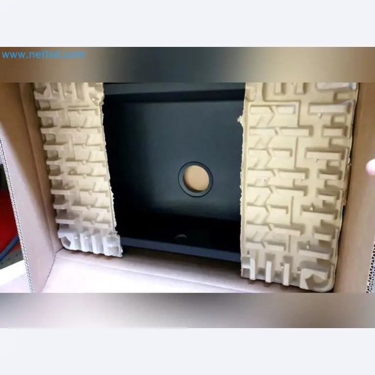 Magazijnliquidatie van een dienstverlenend bedrijf, voertuigen, magazijnuitrusting-5