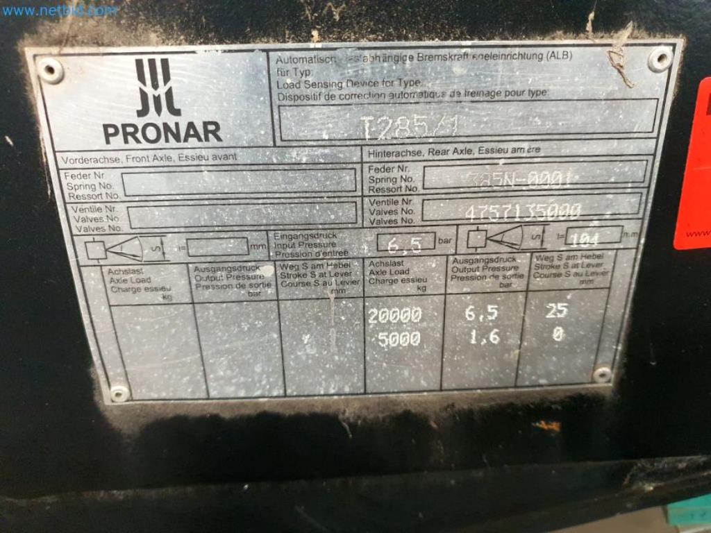 Lagerauflösung eines Dienstleistungsbetriebes, Fahrzeuge, Lagereinrichtung-11