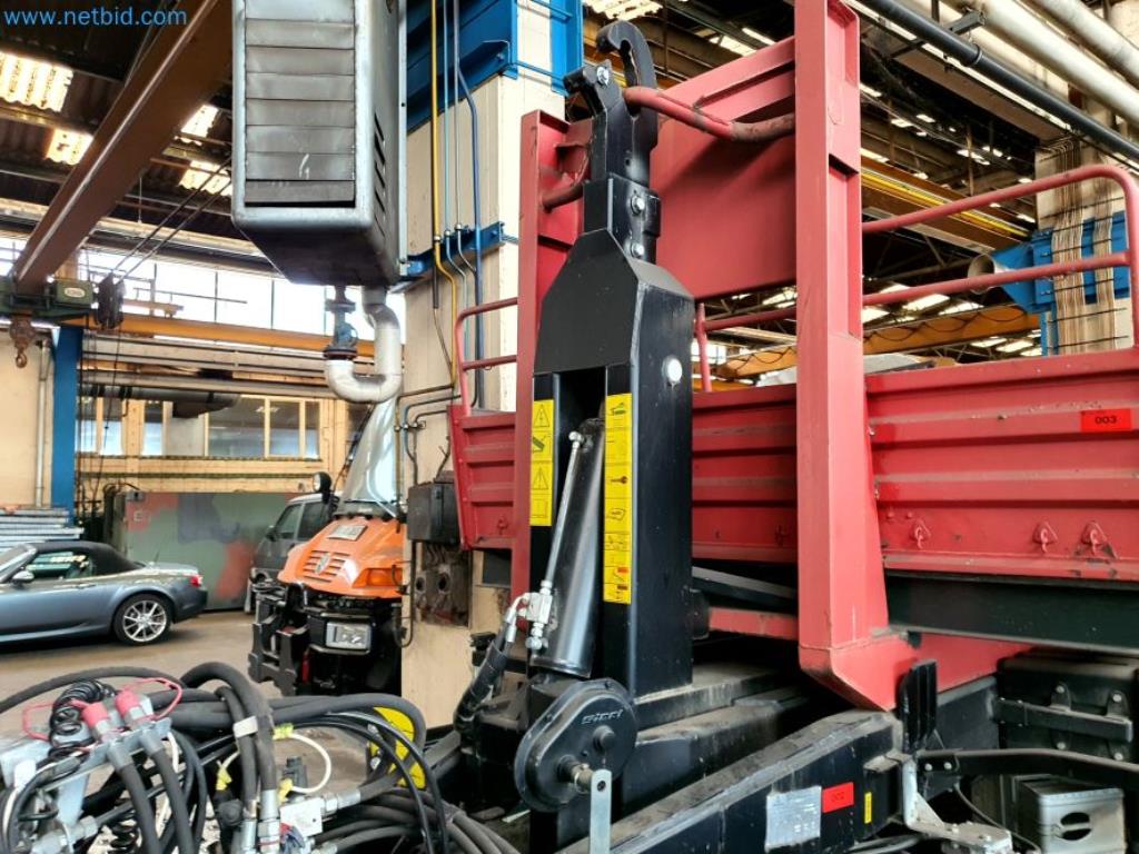 Lagerauflösung eines Dienstleistungsbetriebes, Fahrzeuge, Lagereinrichtung-12