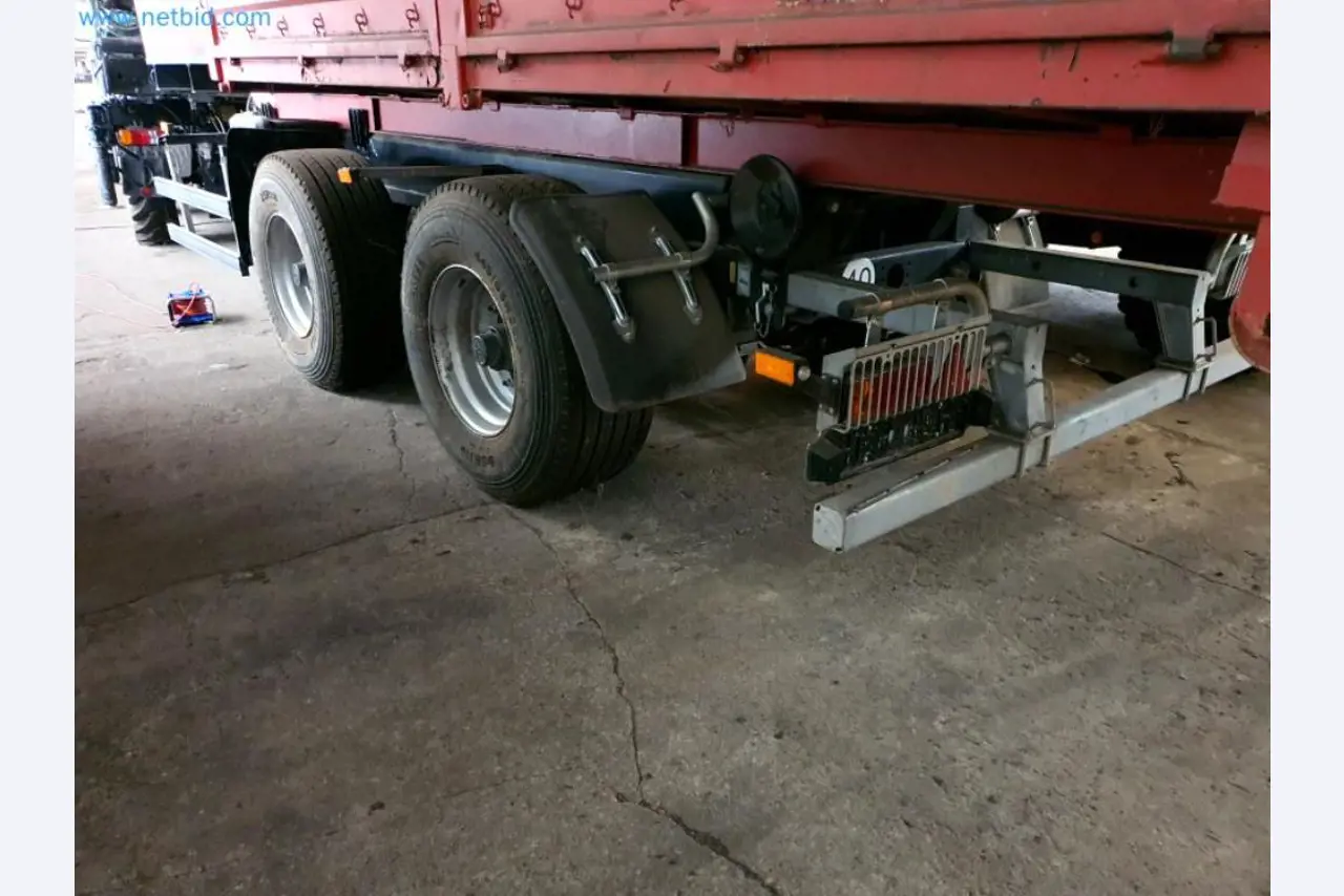 Liquidación de almacén de una empresa de servicios, vehículos, equipos de almacén-15