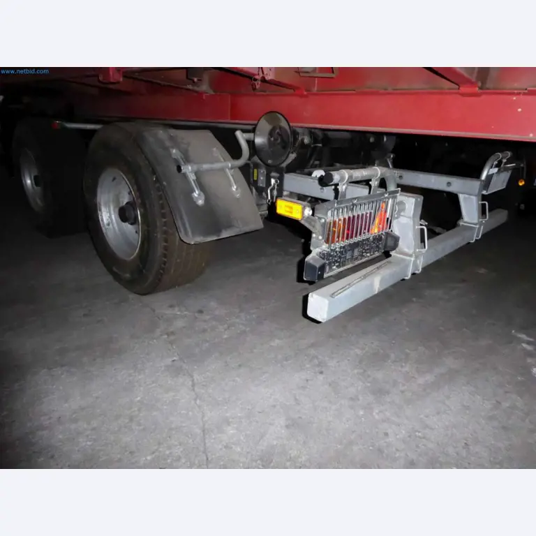 Liquidación de almacén de una empresa de servicios, vehículos, equipos de almacén-4