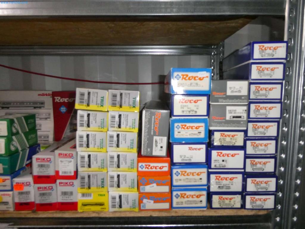 Liquidación de almacén de una empresa de servicios, vehículos, equipos de almacén-1